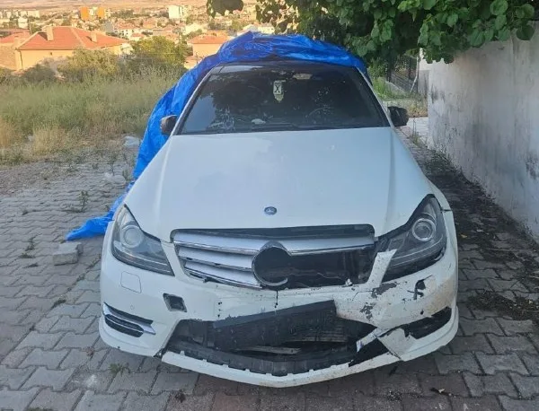 Ağır hasarlı araç alan yerler